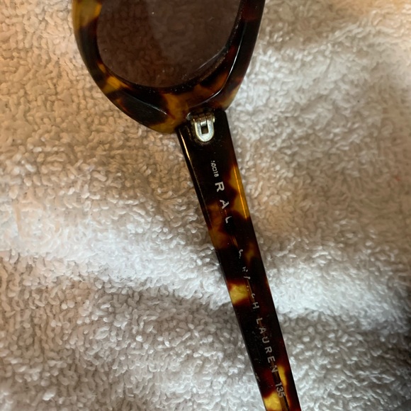 Ralph Lauren Sunglasses - Picture 5 of 6